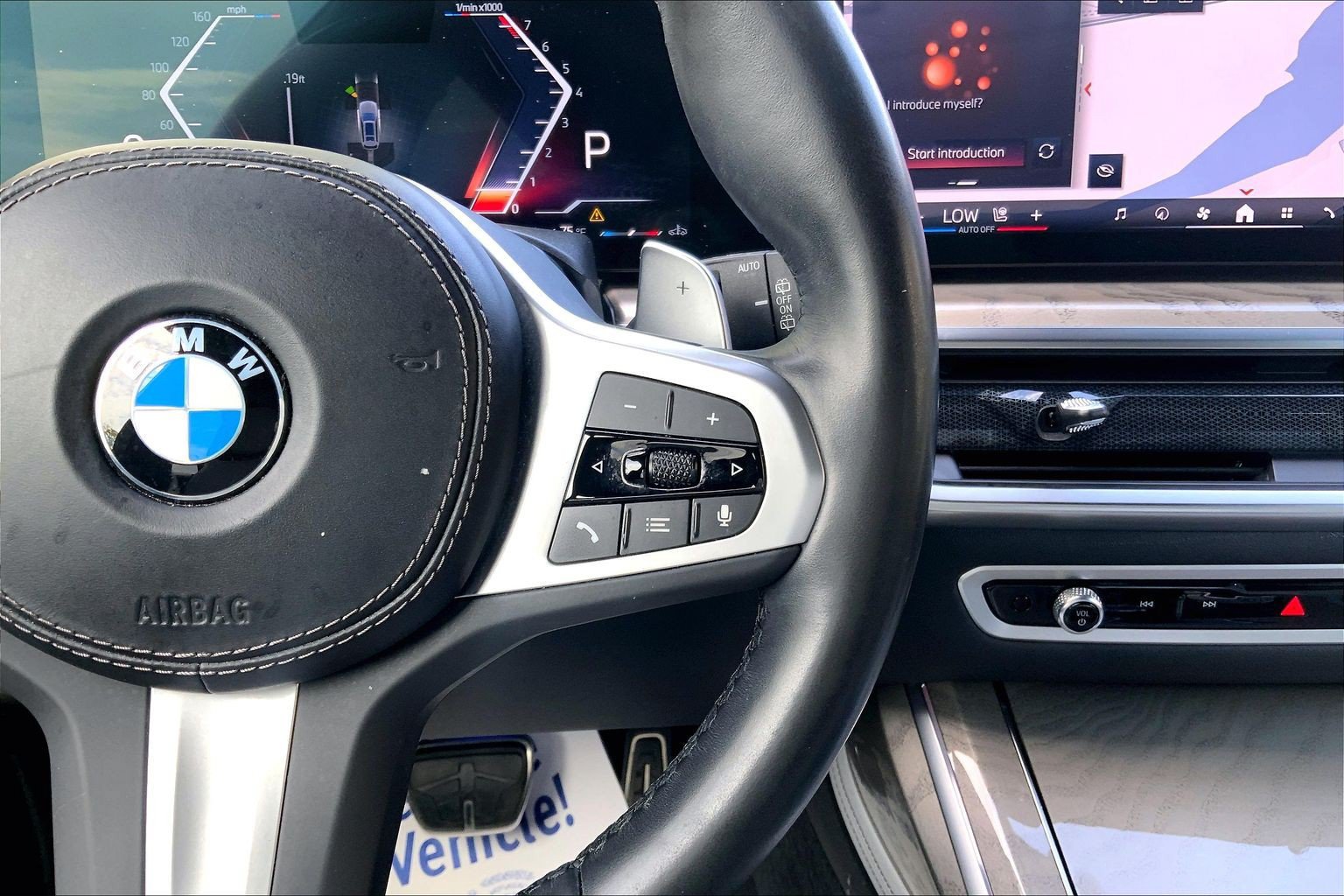 Used 2024 BMW X7 xDrive40i w/ Executive Package AWD/4WD image 25