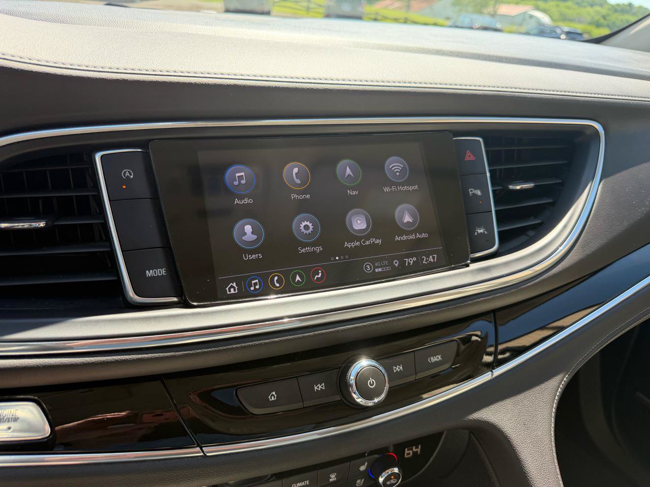 Used 2022 Buick Enclave Avenir w/ Avenir Technology Package FWD image 17