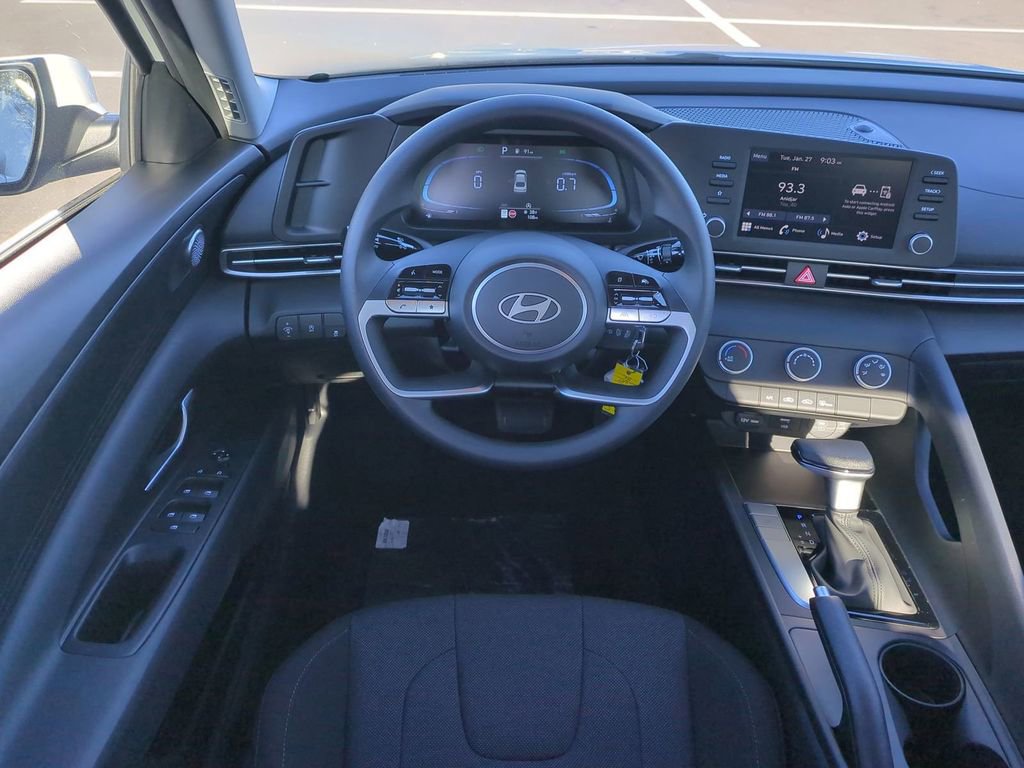 New 2026 Hyundai Elantra SE image 16