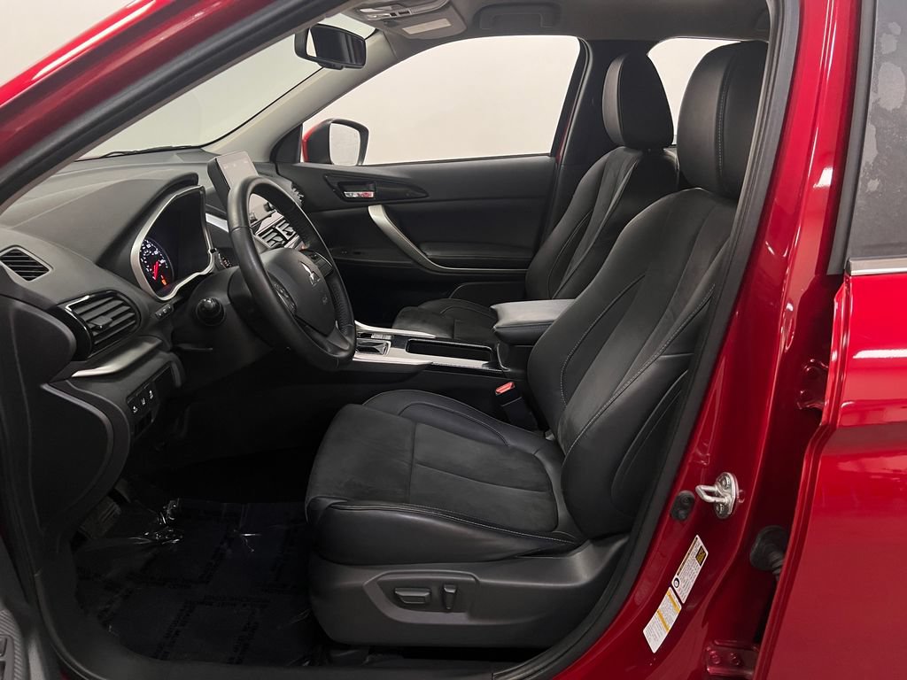 Used 2022 Mitsubishi Eclipse Cross SE FWD image 11