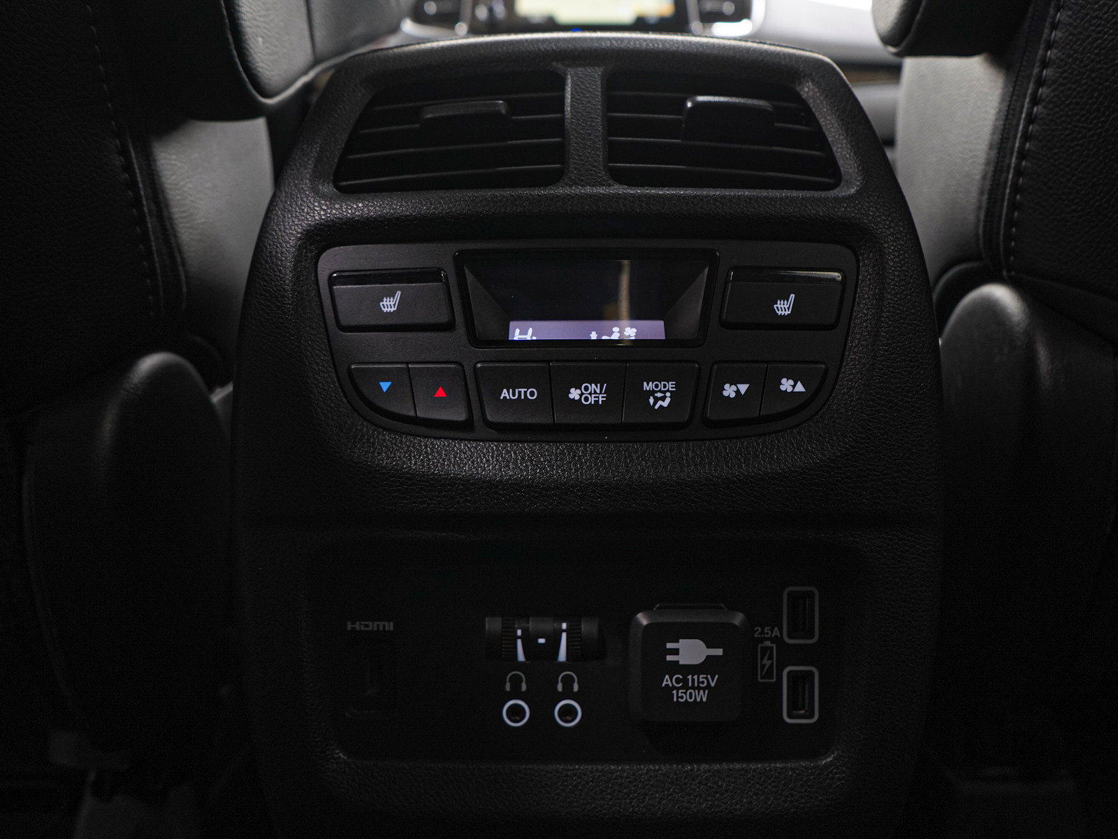 Used 2019 Honda Pilot Touring image 17