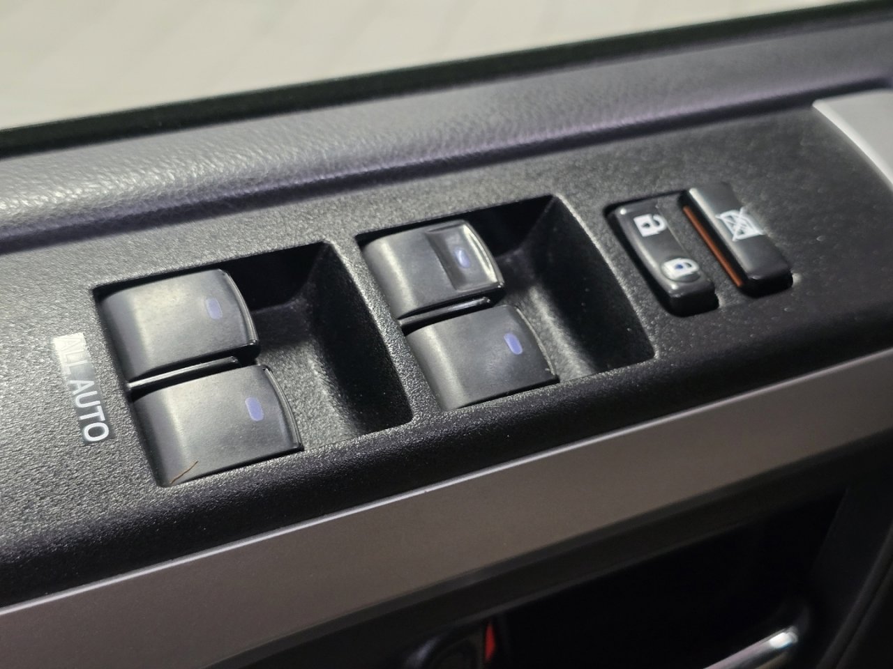 Certified 2020 Toyota 4Runner SR5 image 23