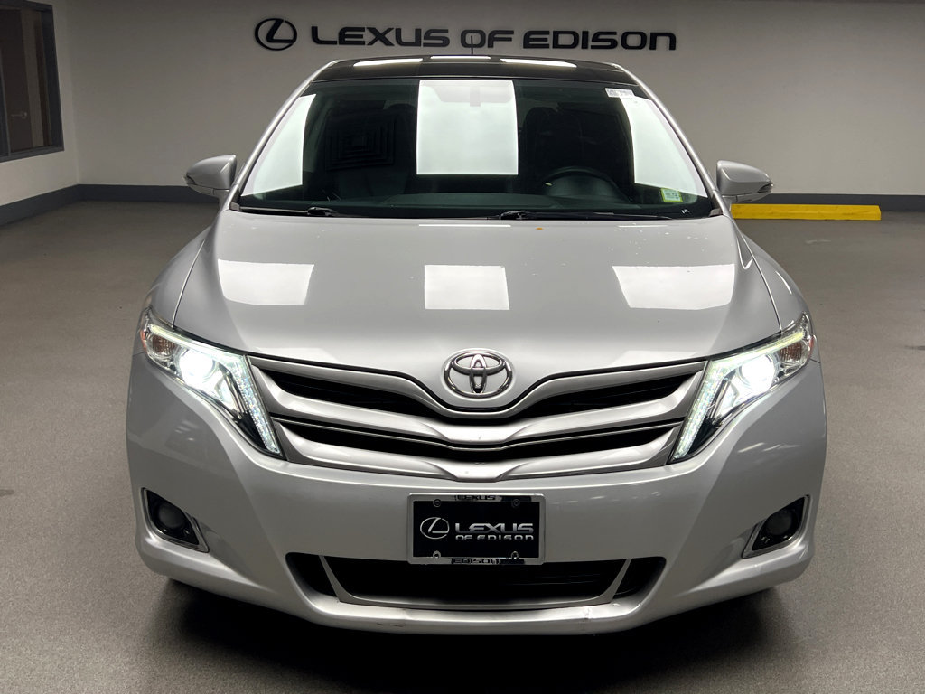 Used 2013 Toyota Venza Limited AWD/4WD image 2