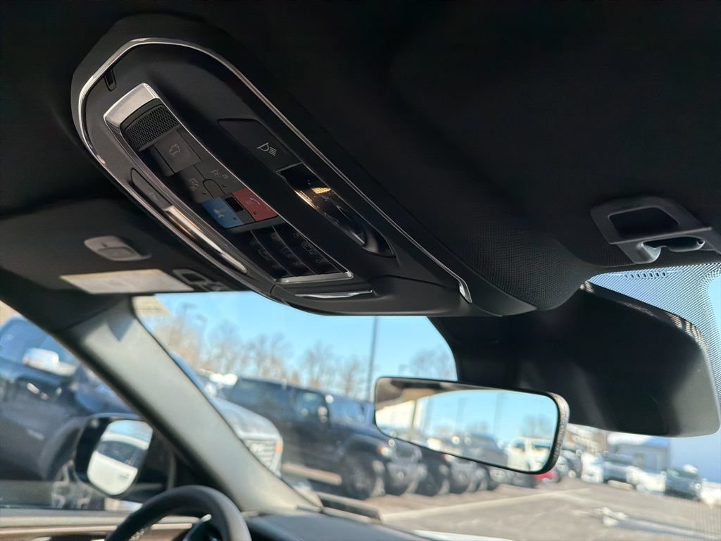 New 2025 Jeep Grand Cherokee L Limited AWD/4WD image 18