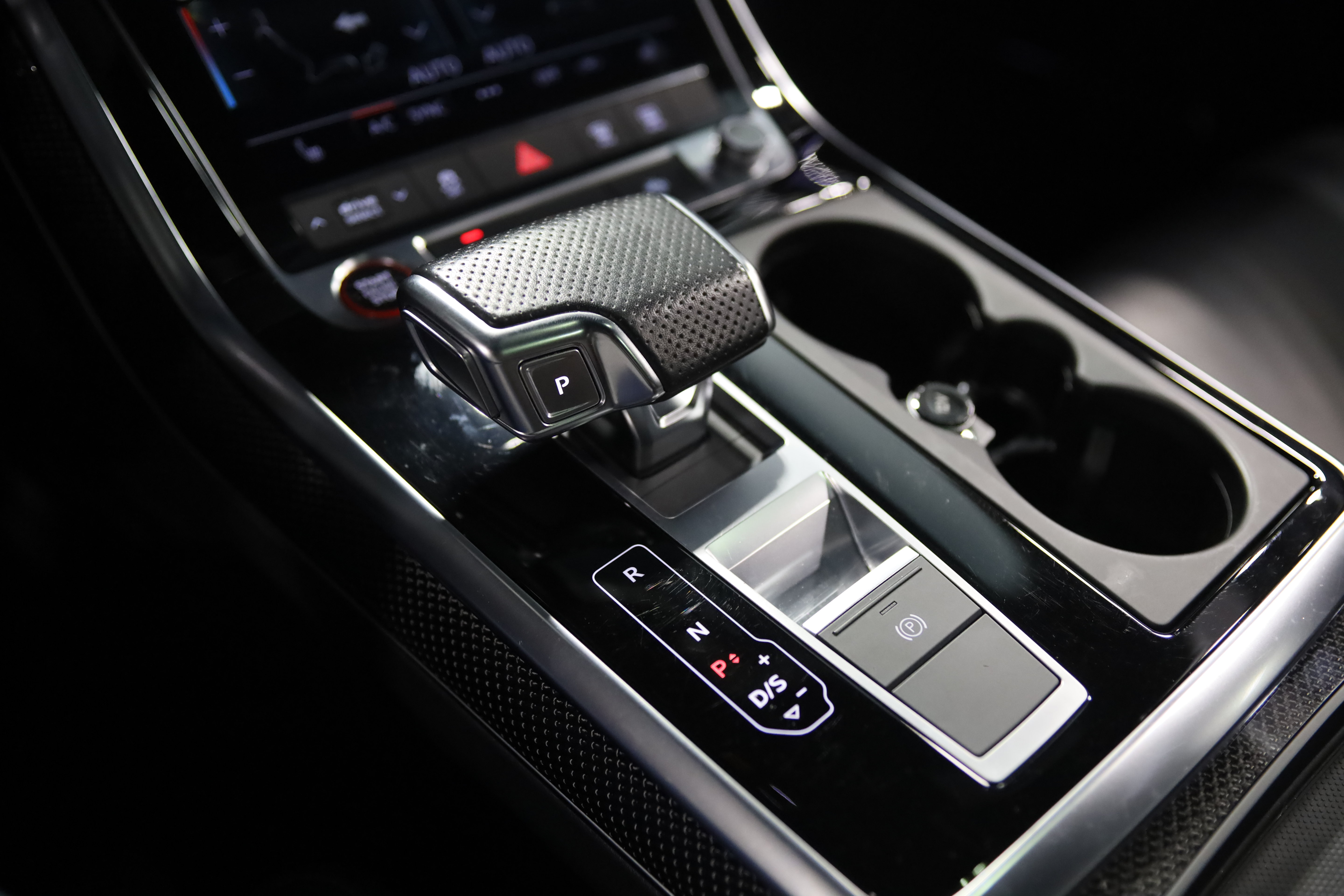 Used 2022 Audi SQ8 Premium Plus AWD/4WD image 29