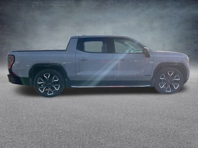 Used 2024 GMC Sierra EV Denali image 5