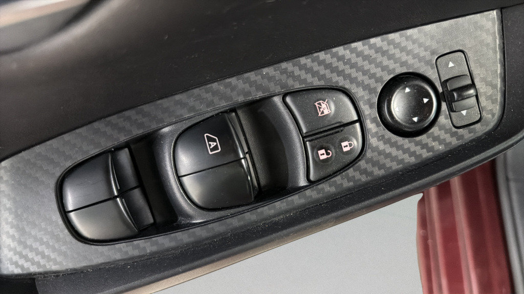 Used 2024 Nissan Sentra SV FWD image 15
