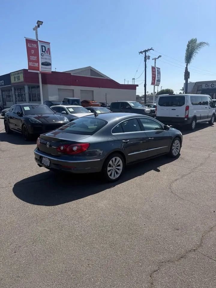 Used 2011 Volkswagen CC Sport FWD image 4