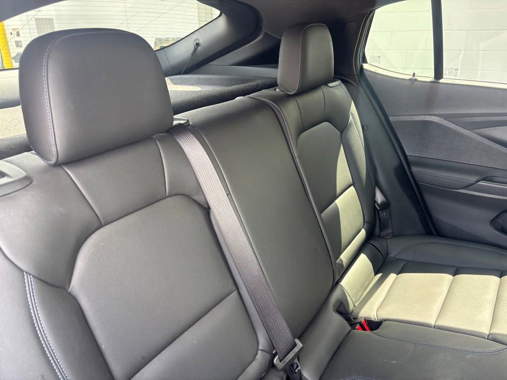 Used 2024 Buick Envista Sport Touring w/ Convenience I Package FWD image 18