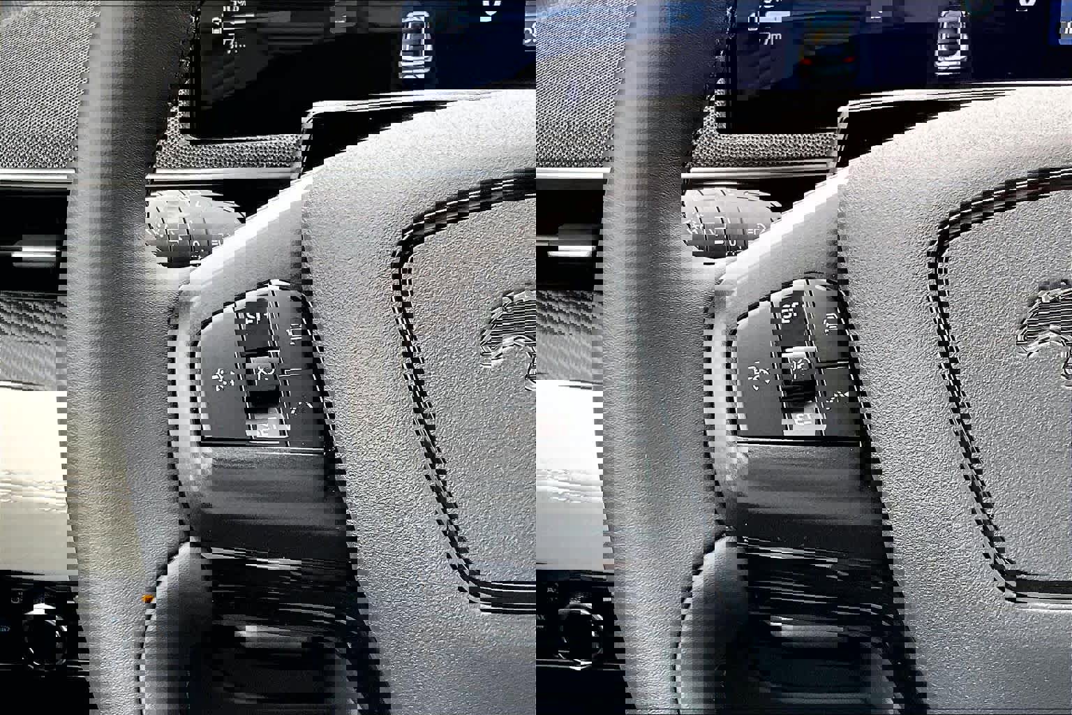 Used 2025 Ford Mustang Mach-E Premium image 24