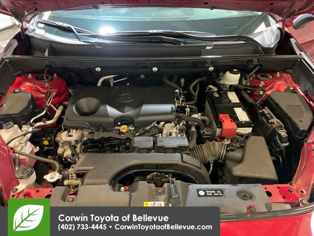 Used 2021 Toyota RAV4 XLE image 21