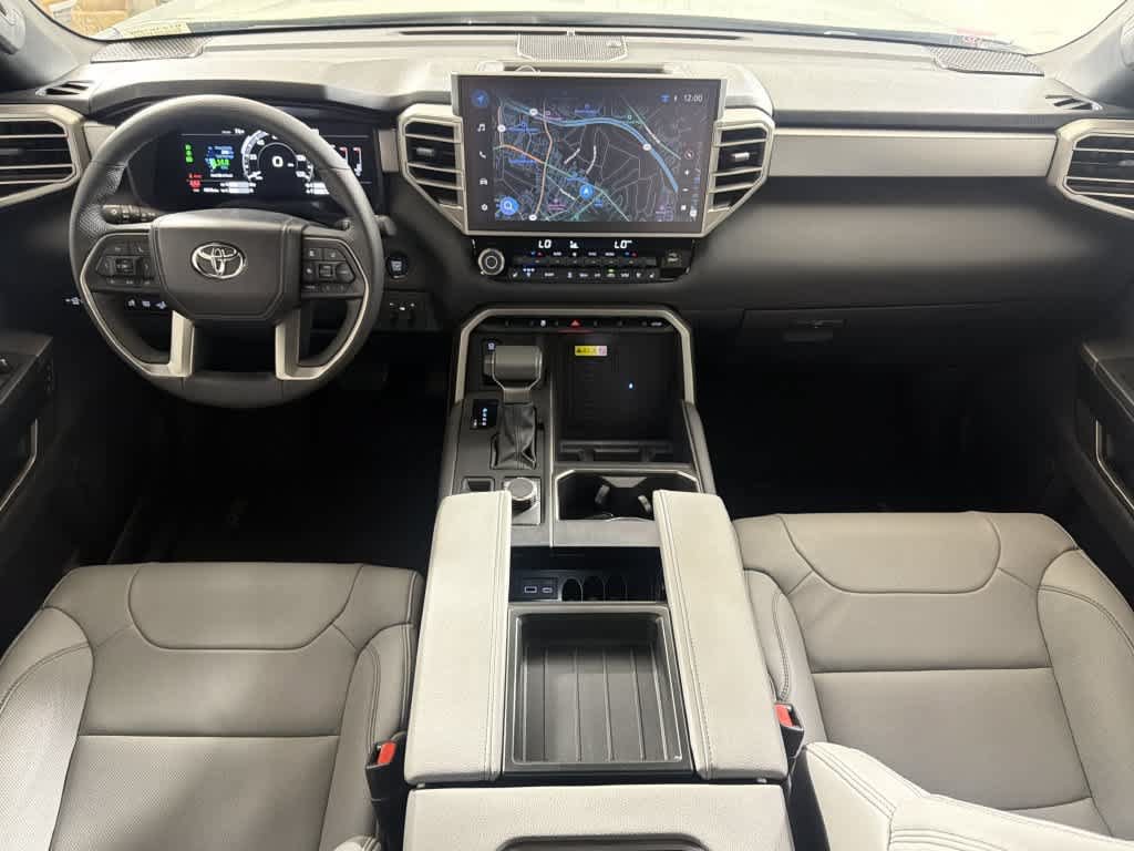 Used 2026 Toyota Tundra Limited AWD/4WD image 19