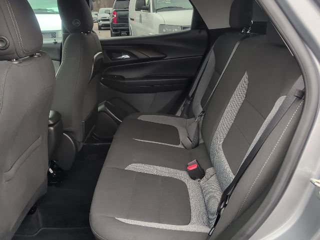 Used 2023 Chevrolet TrailBlazer LT AWD/4WD image 34