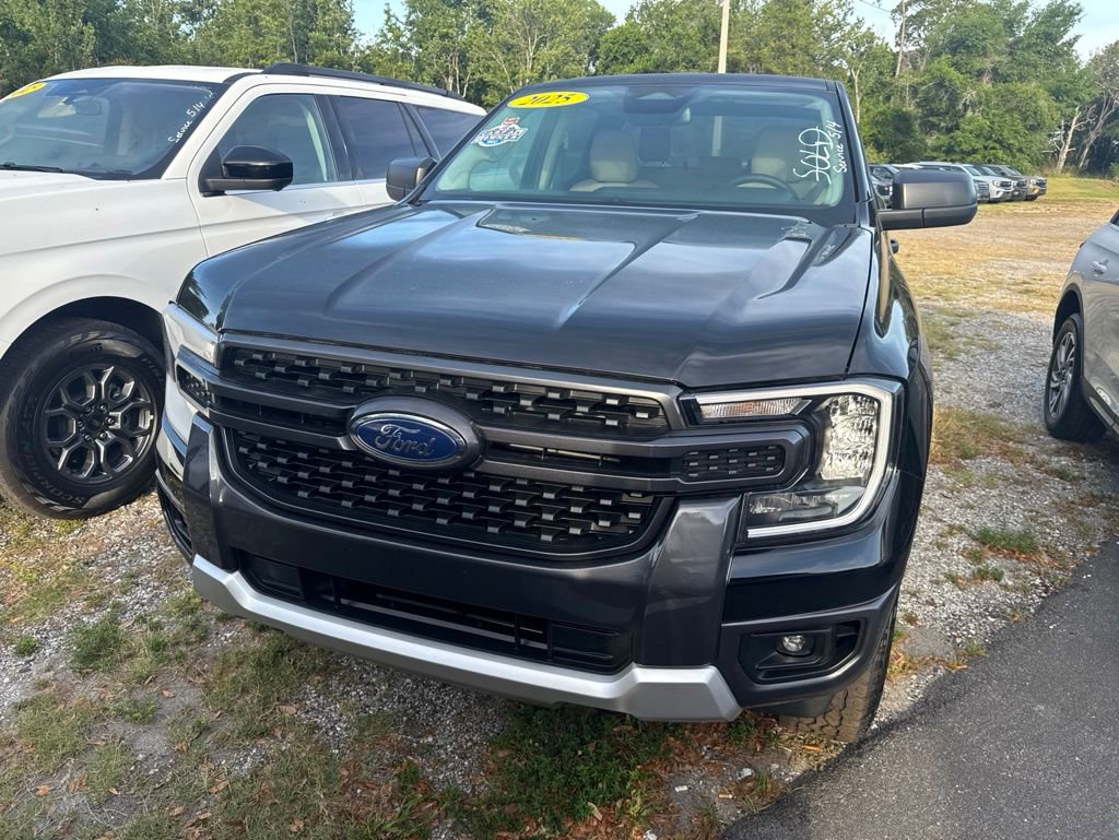 Used 2025 Ford Ranger XLT w/ FX4 Off-Road Package AWD/4WD image 1