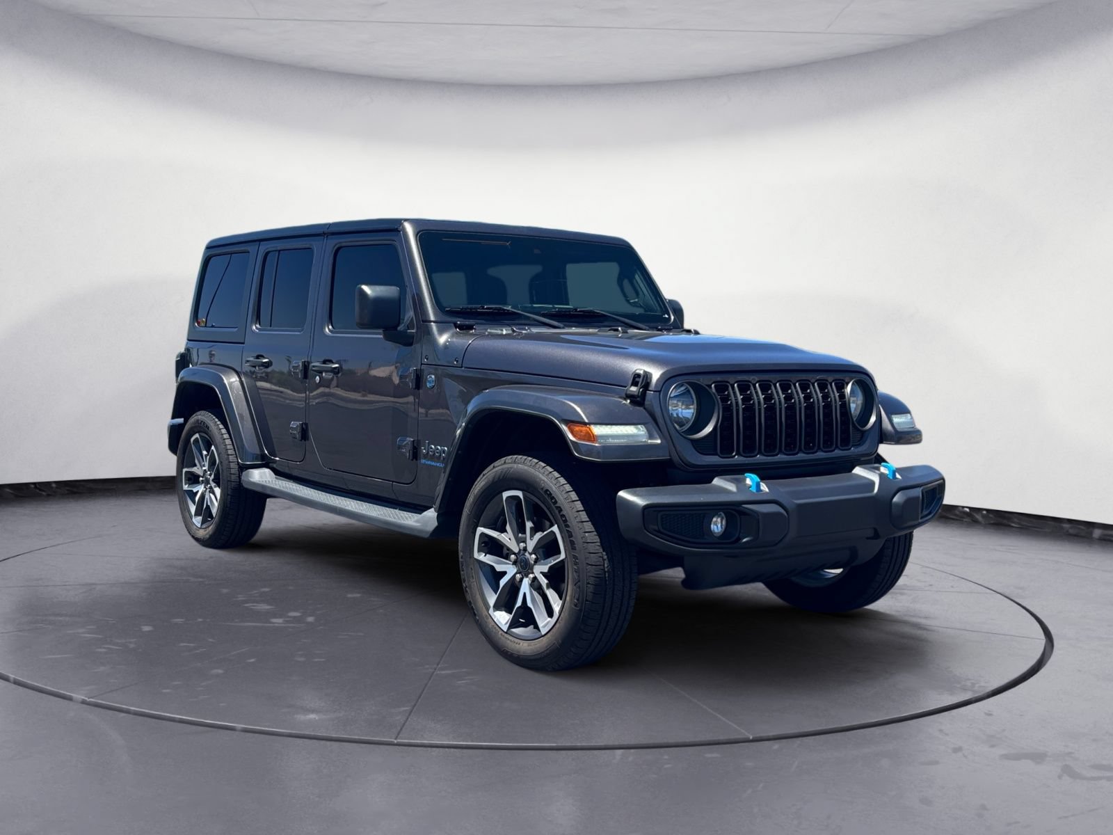 Used 2024 Jeep Wrangler Unlimited AWD/4WD image 7