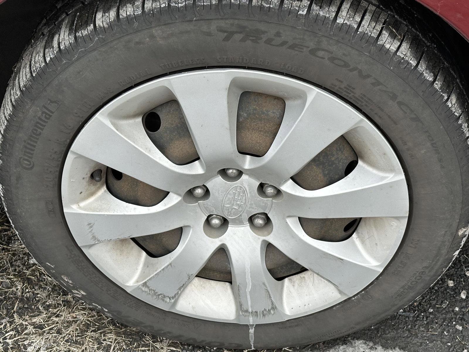 Used 2010 Subaru Impreza 2.5i image 9