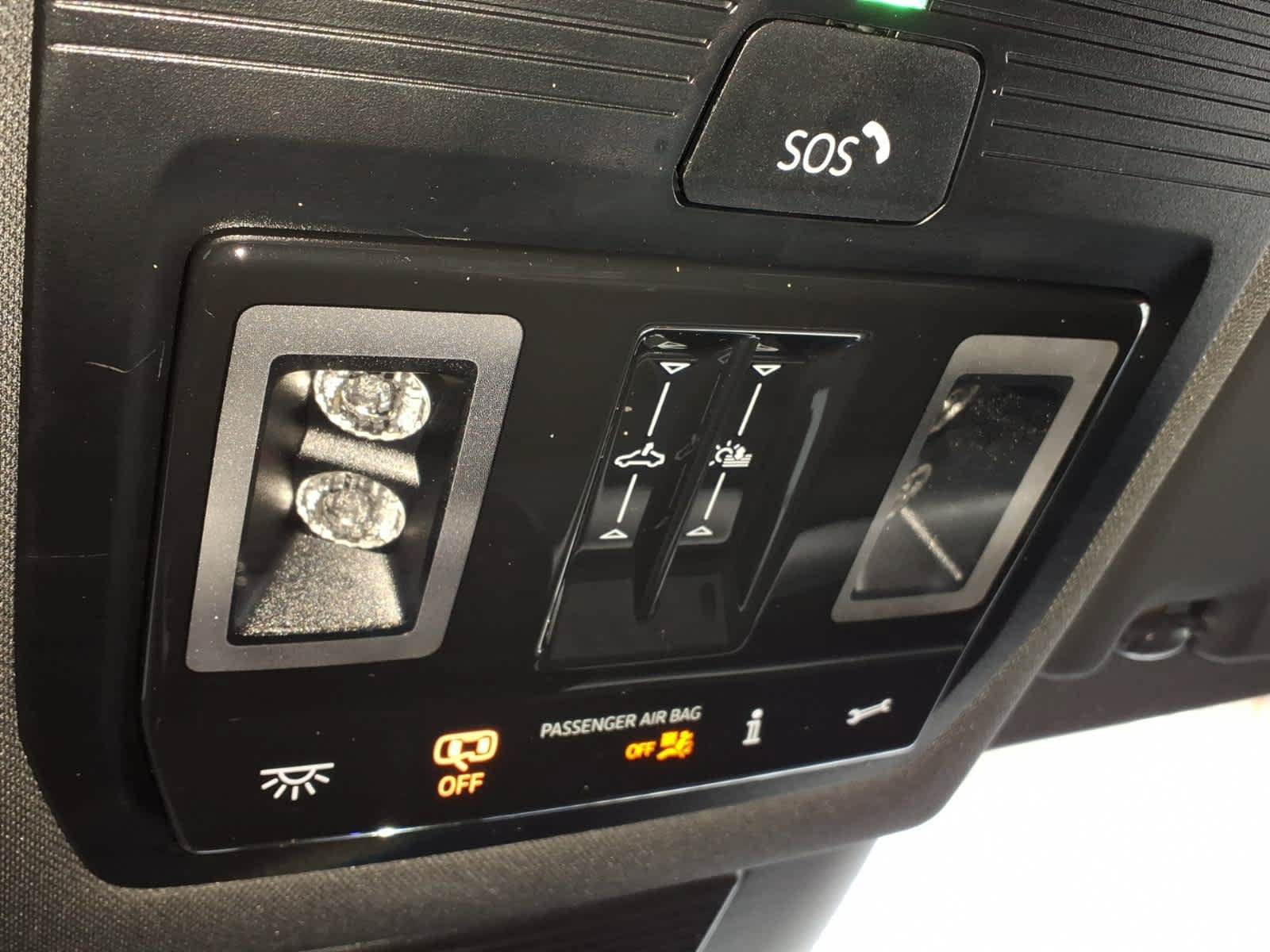 Used 2026 Volkswagen Tiguan SE R-Line AWD/4WD image 12