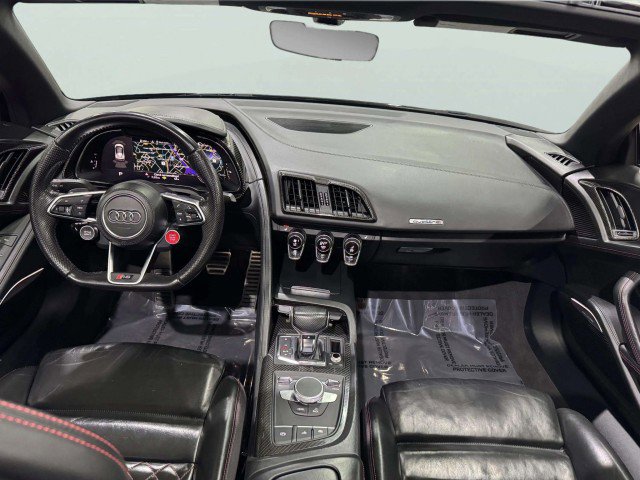 Used 2017 Audi R8 V10 w/ Carbon Exterior Package image 19