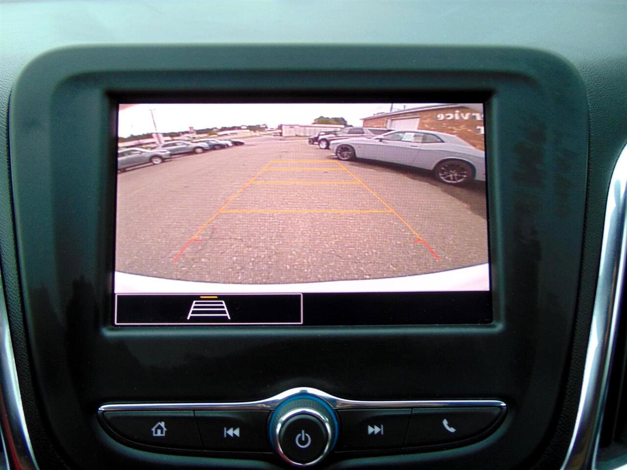 Used 2024 Chevrolet Equinox LT image 28