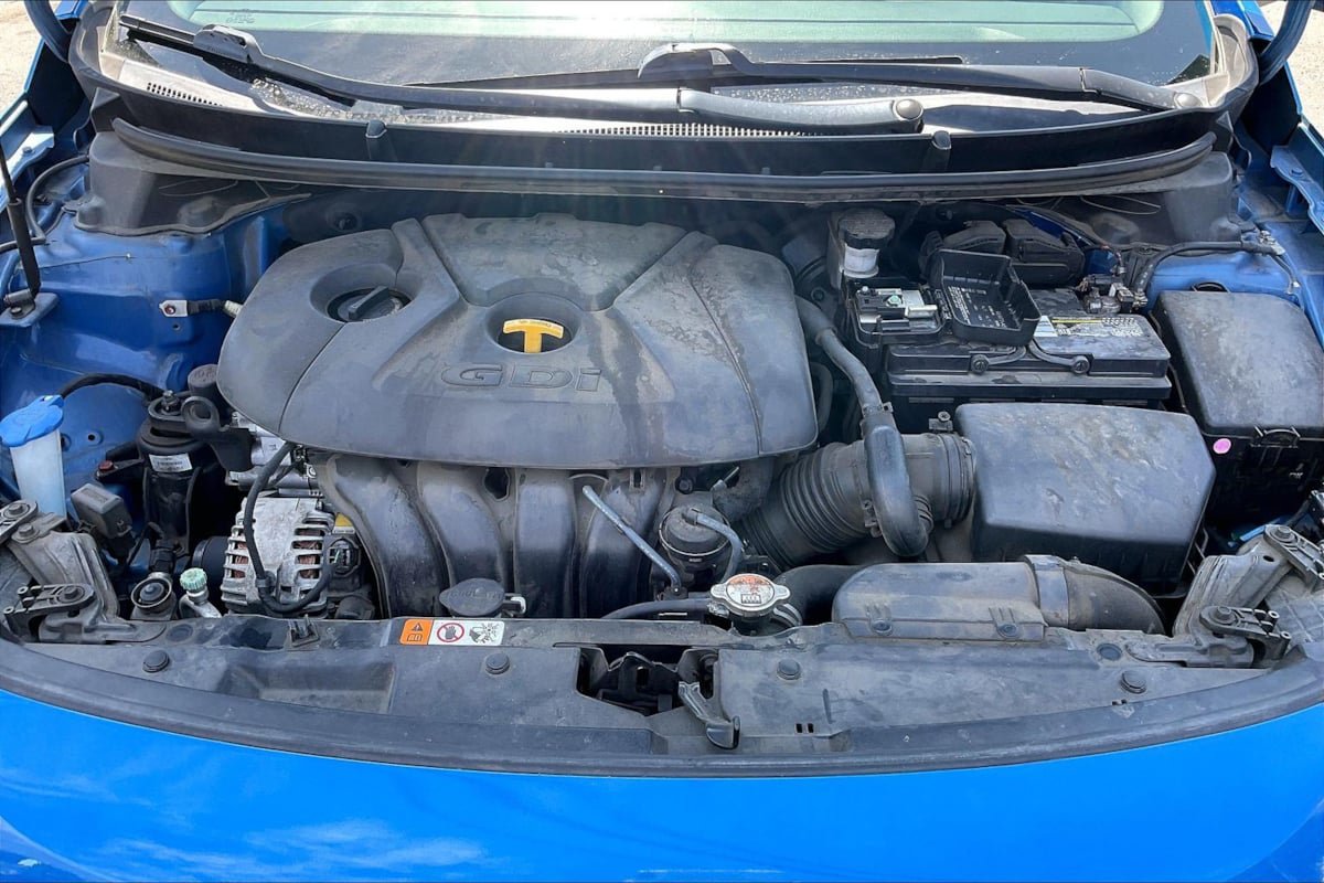 Used 2017 Hyundai Elantra GT FWD image 10
