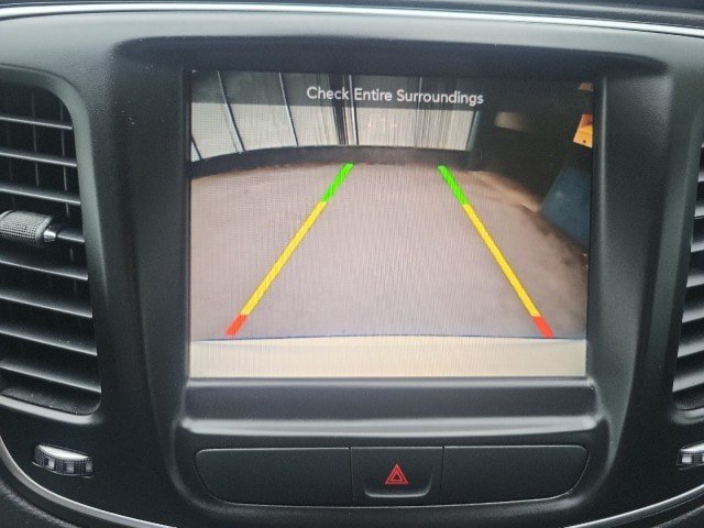 Used 2016 Chrysler 200 Limited FWD image 13