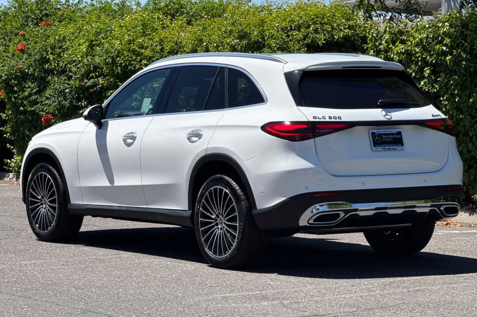 New 2026 Mercedes-Benz GLC 300 4MATIC image 5