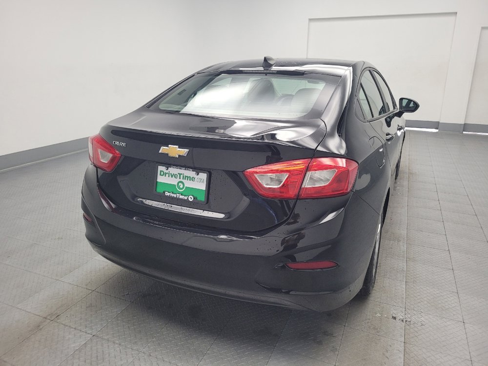 Used 2017 Chevrolet Cruze LS image 7