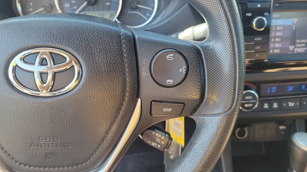 Used 2016 Toyota Corolla LE image 32