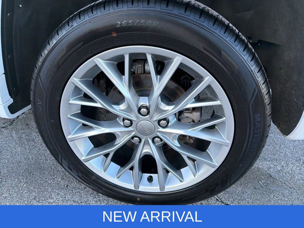 Certified 2024 Jeep Grand Cherokee Summit image 12