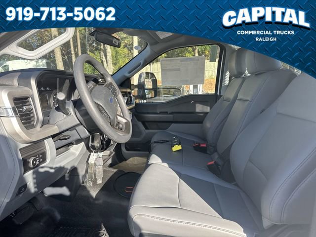 New 2025 Ford F350 XL w/ XL Chrome Package image 17