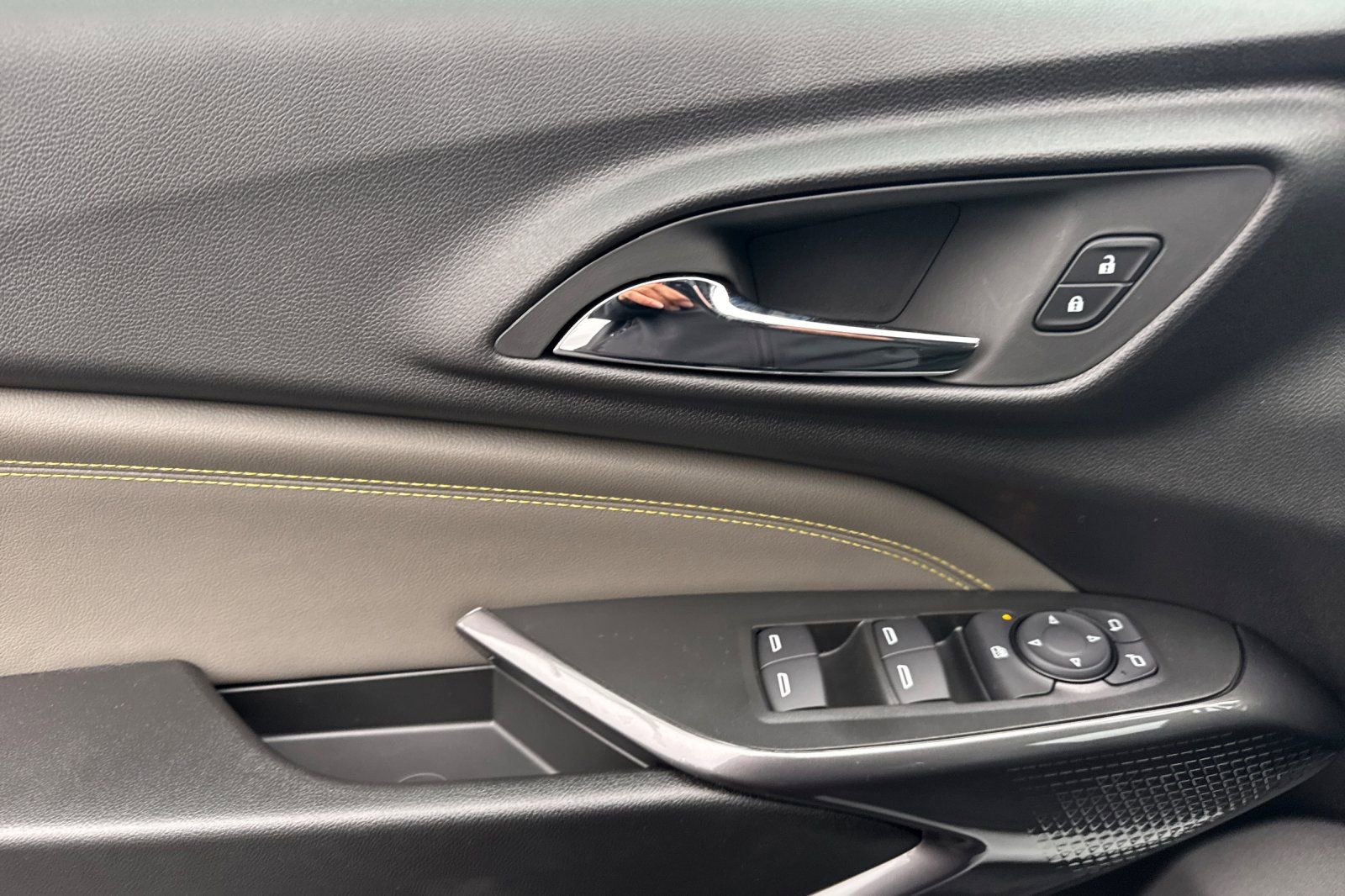 New 2026 Chevrolet Trax ACTIV w/ Driver Confidence Package image 10