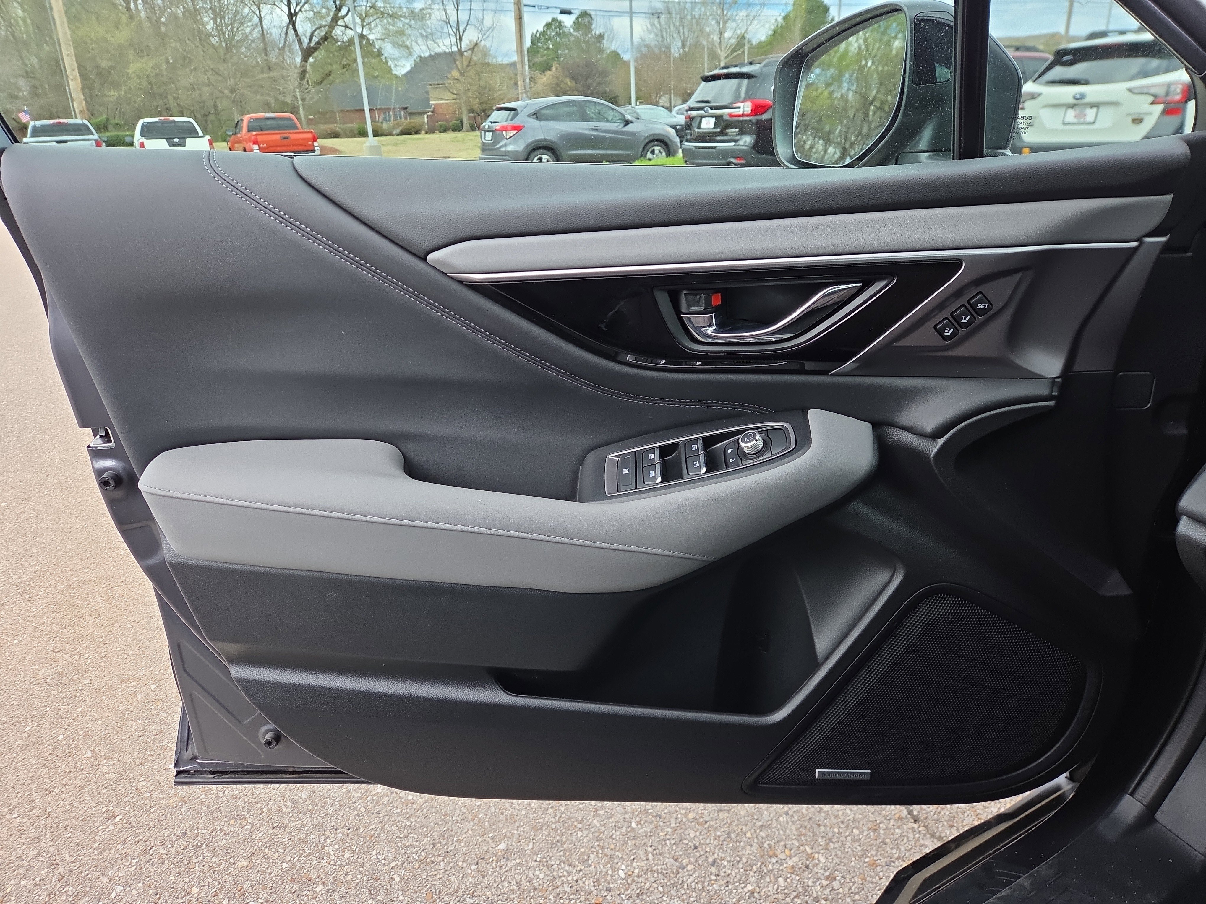 Certified 2025 Subaru Outback Limited XT image 18