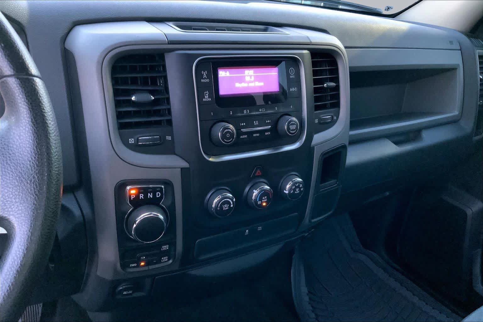 Used 2015 RAM 1500 Express AWD/4WD image 6