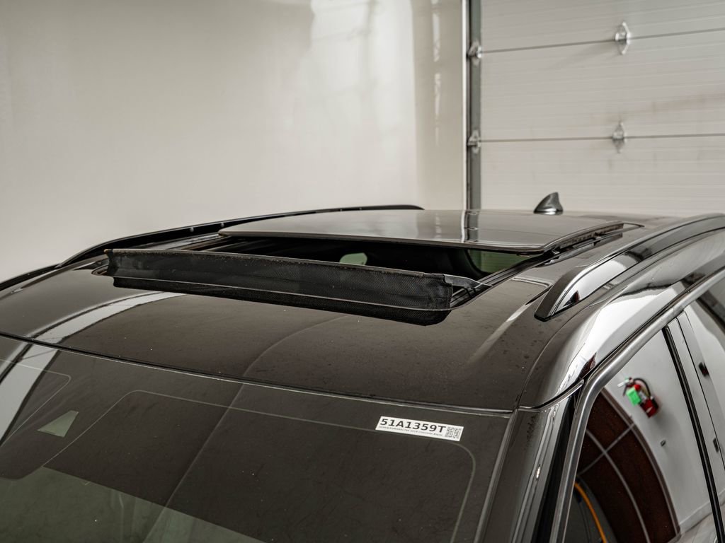 Used 2019 Chevrolet Blazer RS AWD/4WD image 15