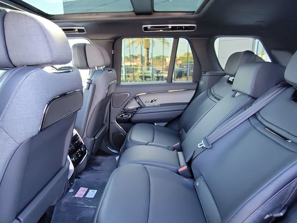 New 2026 Land Rover Range Rover SV image 16
