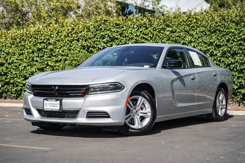 Used 2023 Dodge Charger SXT RWD image 1
