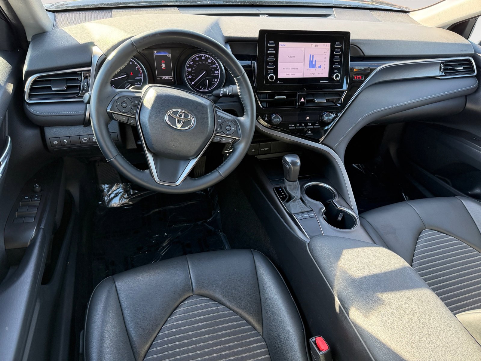 Used 2022 Toyota Camry SE image 15