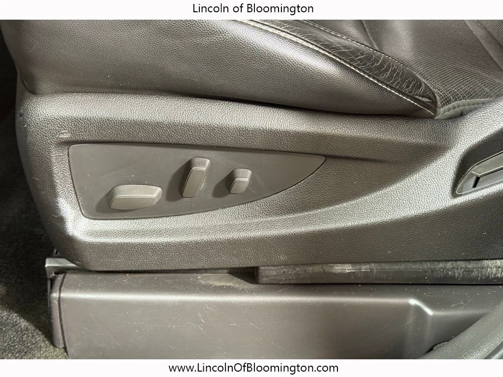 Used 2014 GMC Sierra 1500 SLT w/ SLT Crew Cab Value Package image 21