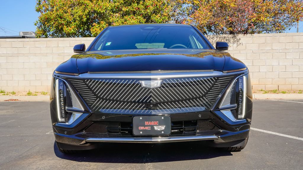 New 2026 Cadillac Lyriq Luxury image 4