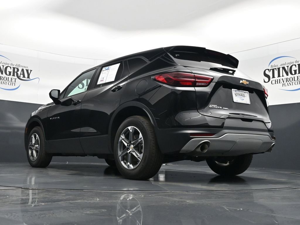 Used 2025 Chevrolet Blazer LT image 21