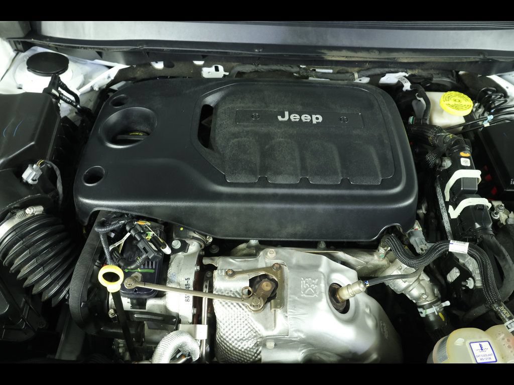 Used 2022 Jeep Cherokee Latitude Lux AWD/4WD image 21