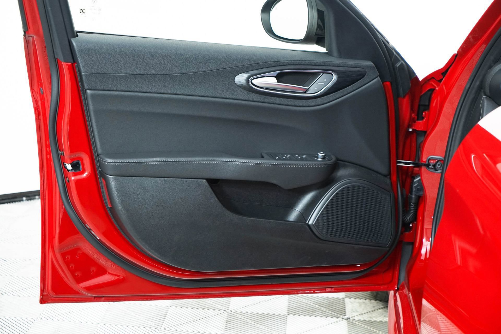 New 2024 Alfa Romeo Giulia Sprint image 16