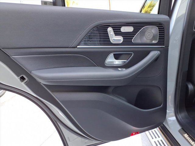 New 2026 Mercedes-Benz GLE 580 4MATIC image 16