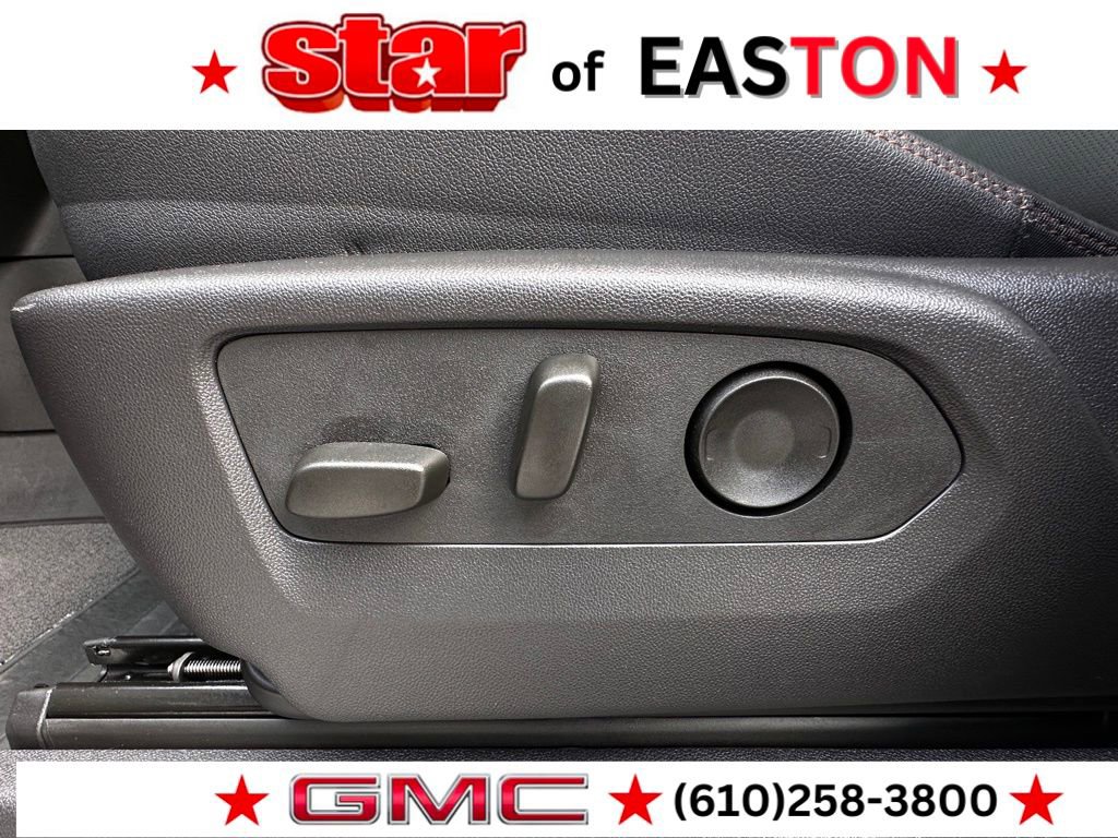 Used 2025 GMC Sierra 1500 AT4 w/ AT4 Premium Package image 18