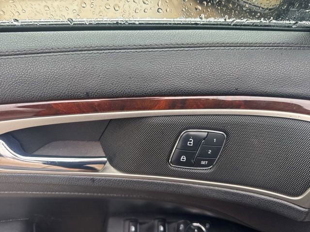 Used 2017 Lincoln MKZ Reserve w/ Climate Package image 12