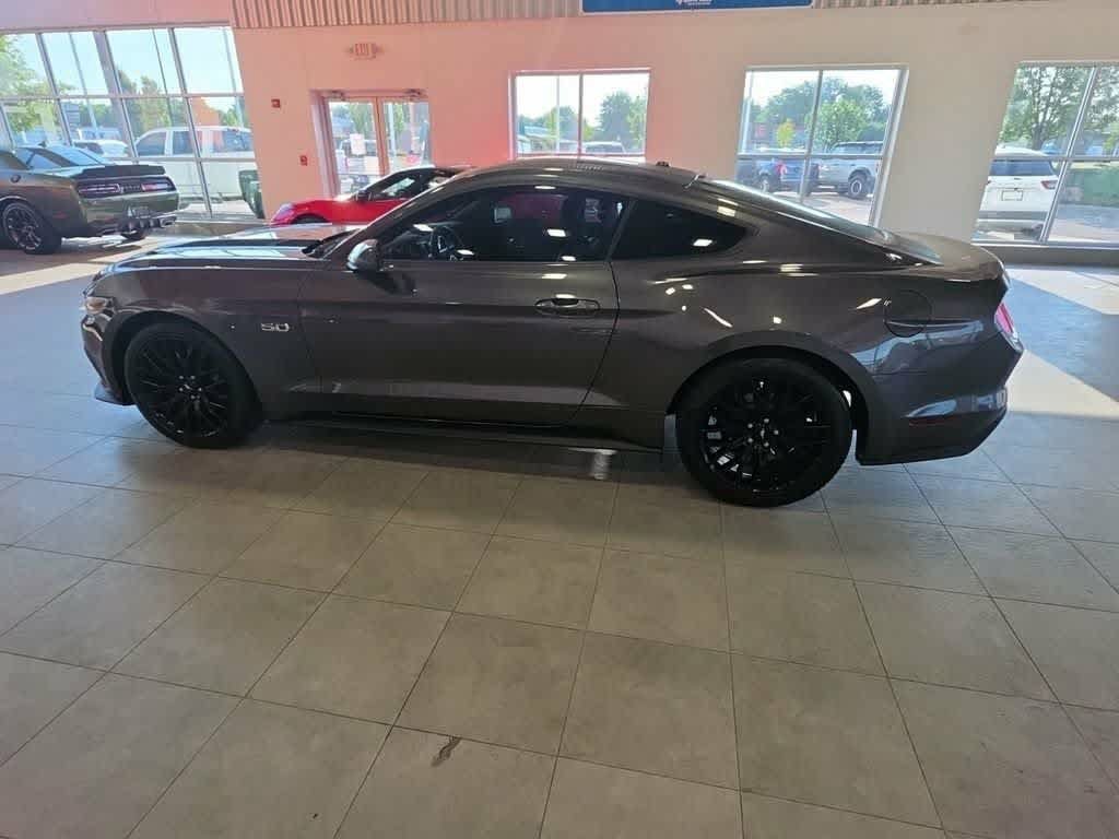 Used 2016 Ford Mustang GT Premium w/ GT Performance Package RWD image 11