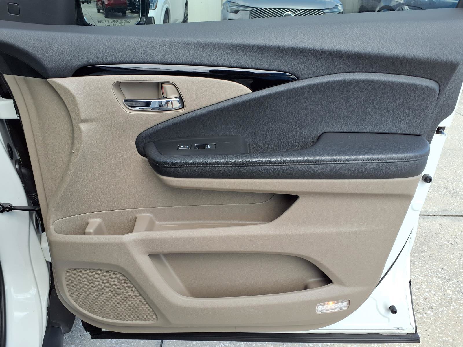 Used 2021 Honda Pilot Touring image 13