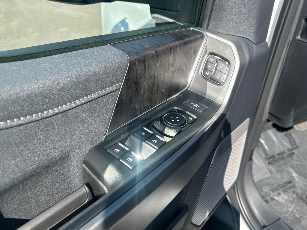 New 2026 Ford F250 Lariat image 15