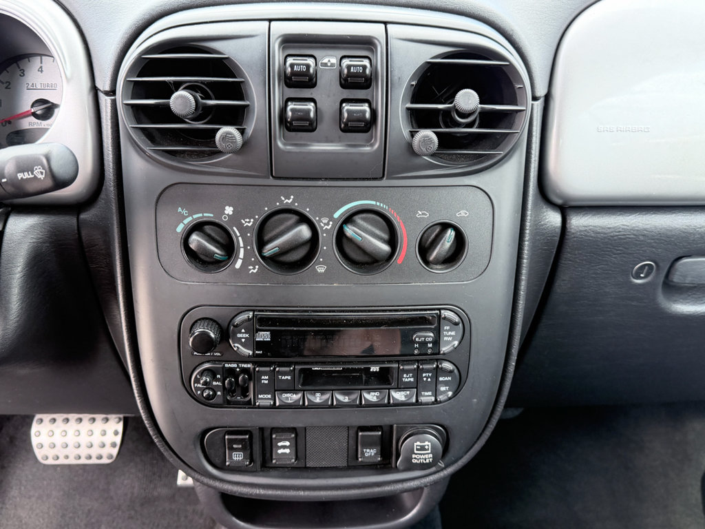 Used 2005 Chrysler PT Cruiser GT FWD image 16