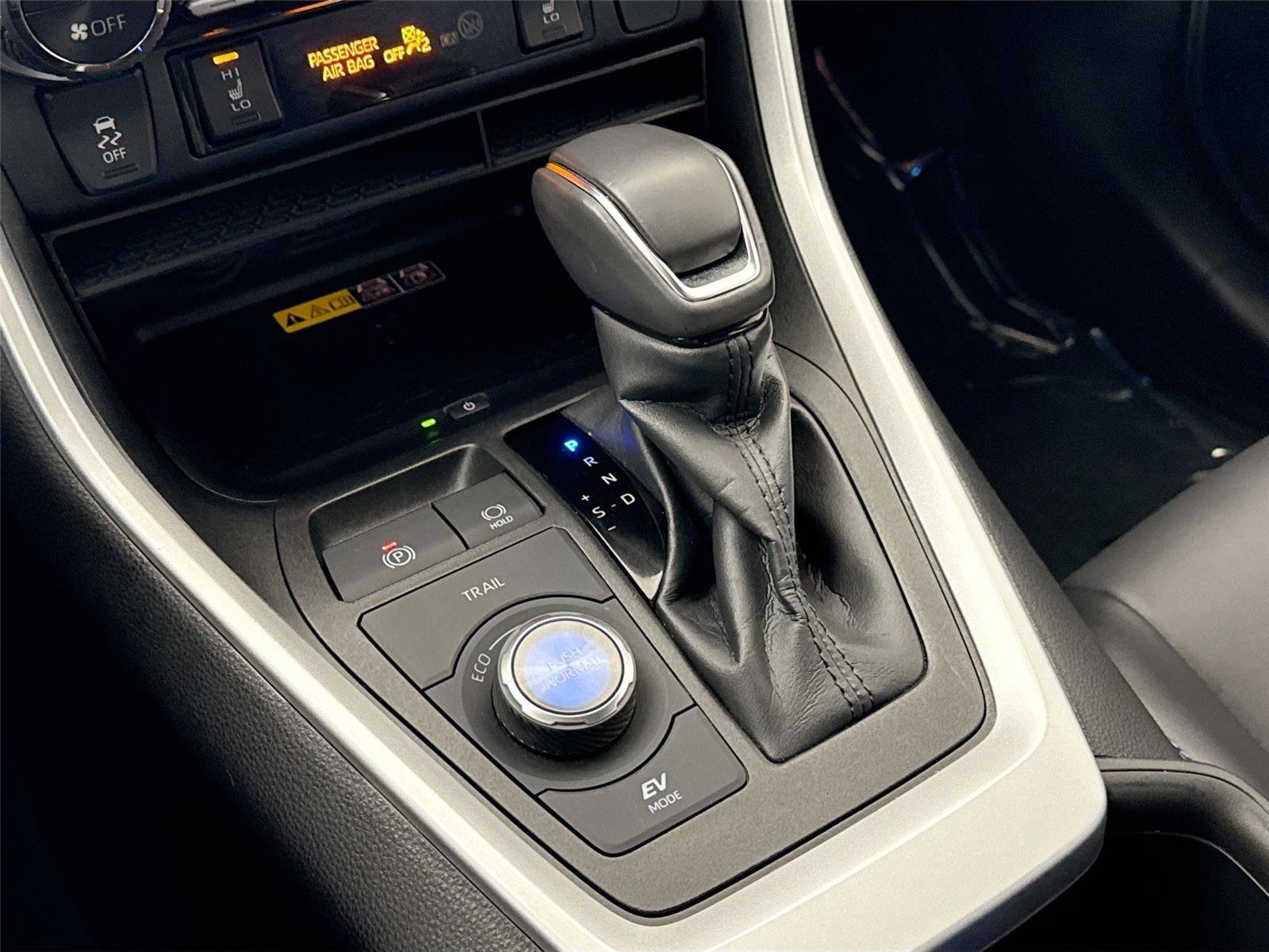 Certified 2022 Toyota RAV4 XSE image 28